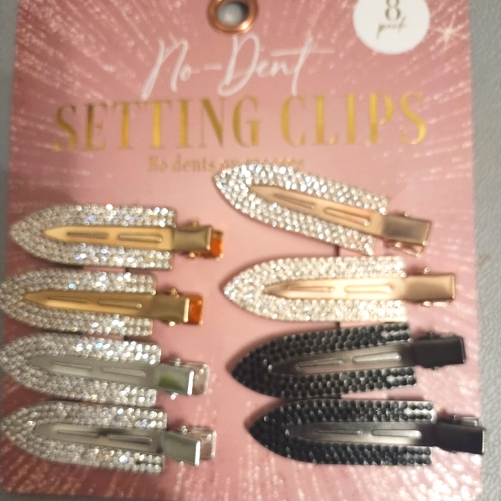 Setting clips
